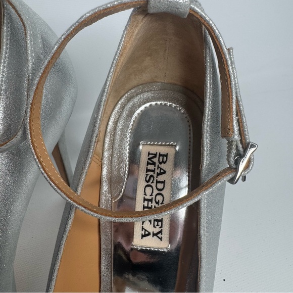 Badgley Mischka Silver Embellished Heels - Picture 4 of 11